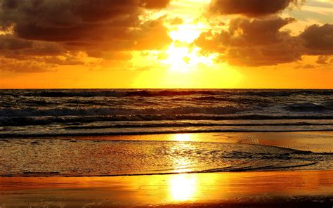 #Beachsunset #Beautifulscenery #Nature | Beach sunset wallpaper, Beach scenery, Sunset beach ...