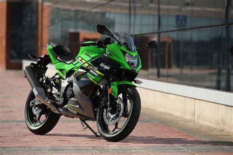 KAWASAKI NINJA 125 (2019-on) Review