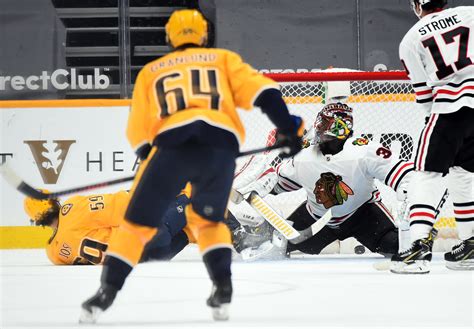 Blackhawks want quick revenge on host Predators | Reuters