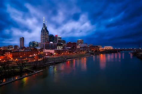 Secrets of Blue Hour Cityscapes revealed: a step-by-step-guide