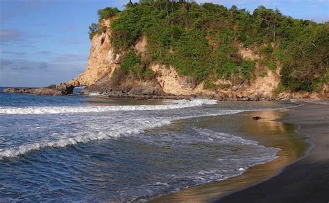 10 Best Dominica Beaches — Traverse Journeys - Travel That Transforms