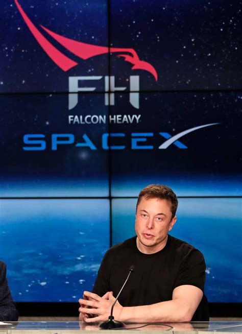 Elon Musk wants new ‘space race’ but FAA boss not ready for liftoff – Boston Herald