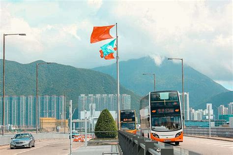 The How-To Guide To Hong Kong Border Crossing Between Mainland China | Linda Goes East