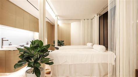 Hanoi Hotel Facilities - evian® SPA | LOTTE HOTEL HANOI