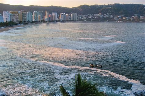 Acapulco Beaches - a popular travel destination in Mexico - Travelways