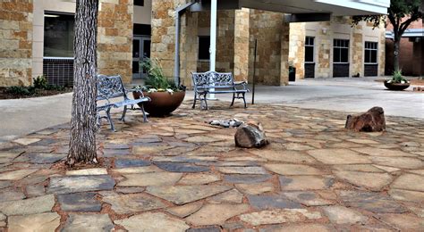 Oklahoma Flagstone Sitting Area - Haven Landscaping and Irrigation