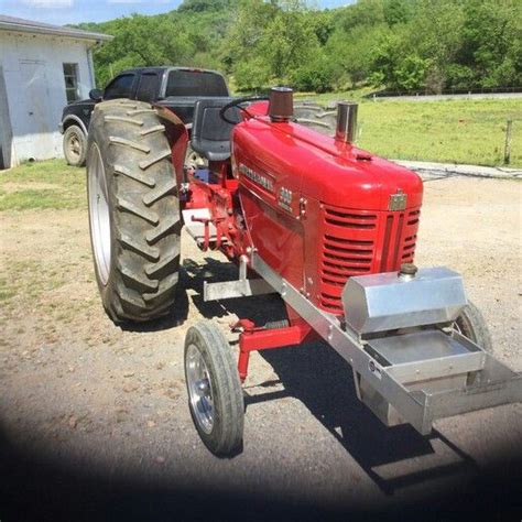 FARMALL 300 Utility | Farmall, Classic tractor, Tractors