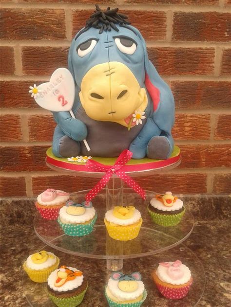 Eeyore cake in 3D - Decorated Cake by Karen's Kakery - CakesDecor