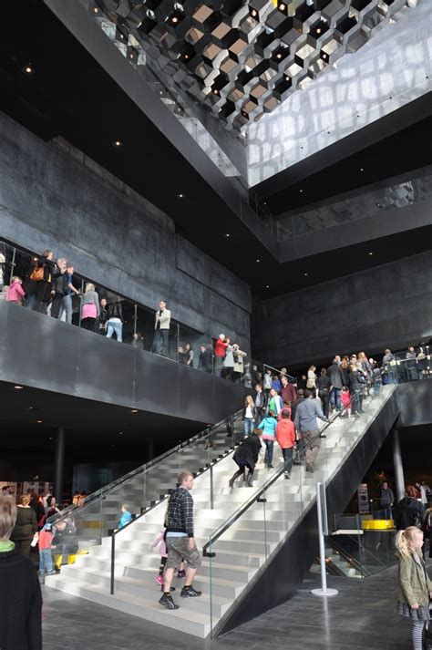 Gallery of Harpa Concert Hall and Conference Centre / Henning Larsen Architects - 12