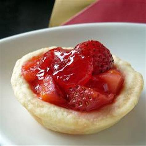 10 Best Mini Strawberry Tarts Recipes | Yummly