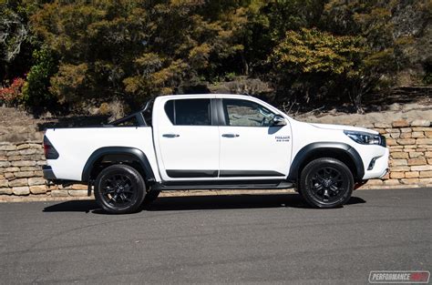 2017 Toyota HiLux TRD-double cab