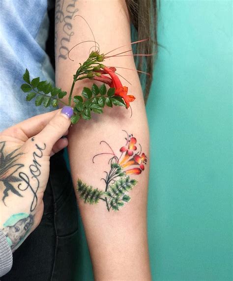 25+ Honeysuckle Tattoo Color - ProbjodEsam