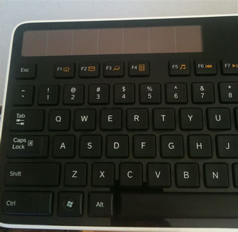 TNW Review: Logitech Wireless Solar Keyboard K750