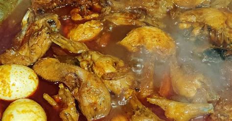 Resep Ayam semur pedas oleh Mamafatan - Cookpad