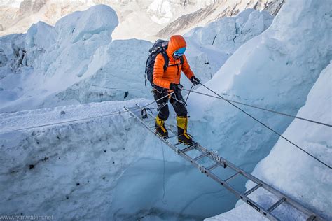 Mount Everest Summit - Nehru Memorial