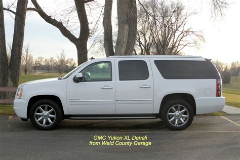 GMC Yukon XL - Information and photos - MOMENTcar