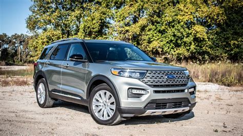 2020 Ford Explorer Hybrid review: A midsize SUV with big range - Roadshow