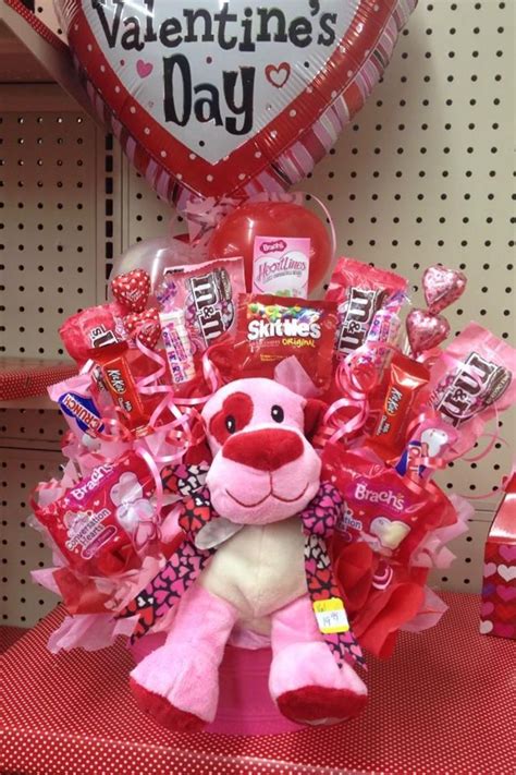 30 DIY Valentine Candy Bouquets Ideas (With images) | Valentines candy bouquet, Diy valentine's ...