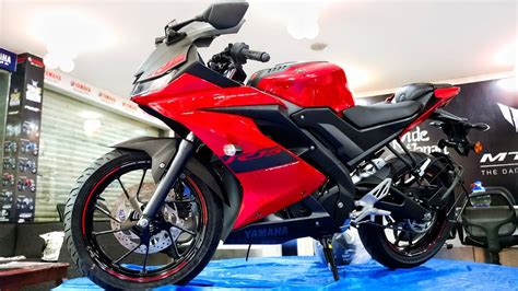 Yamaha R15 Bike Red