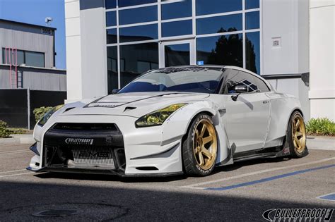 Best looking Nissan GTR on the planet! Nissan Gtr R35, Nissan Skyline Gtr, New Sports Cars ...