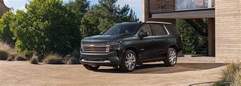 Chevy Tahoe MPG | 2021-2022 SUV Gas Mileage by Engine