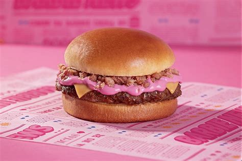 Burger King Unveils Pink ‘Barbie’ Burger - DramaWired