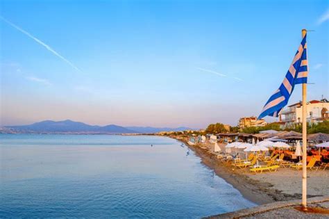 Best 6 Beaches in Thessaloniki, Greece | Greeka