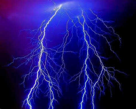 Blue Lightning Bolt Wallpapers - Top Free Blue Lightning Bolt Backgrounds - WallpaperAccess