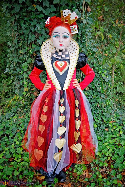 Queen of Hearts Costume | Easy DIY Costumes