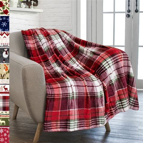 PAVILIA Christmas Throw Blanket | Holiday Christmas Red Fleece Blanket | Soft, Plush, Warm ...