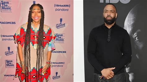 Erykah Badu and The D.O.C. React to Backlash Over Picture of Their Daughter | Complex