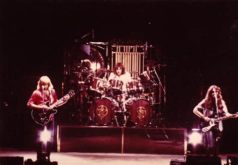 Rush Concert Photos - courtesy of Cygnus-X1.Net: A Tribute to Rush