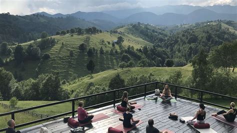 Your Guide for the Best Yoga Retreats in 2024 | Mostly Amélie