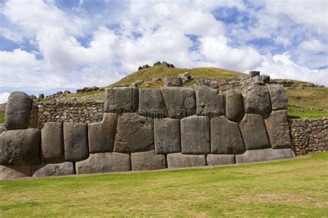 Sacsayhuaman Fortress 829758 Stock Image - Image of blocks, cusco: 175107995