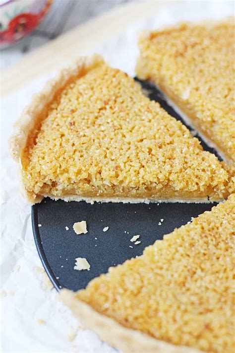 EASY Treacle Tart Recipe for Harry Potter Foodies - Half-Scratched