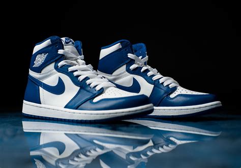 Air Jordan 1 Storm Blue Release Info 555088-127 | SneakerNews.com