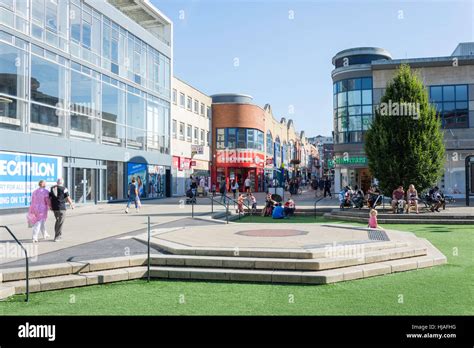 Queens Square, Crawley, West Sussex, England, United Kingdom Stock Photo - Alamy