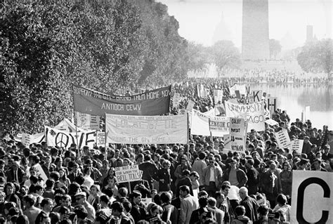 PHOTOS: The 1967 anti-Vietnam war protest in Washington, D.C. – New ...