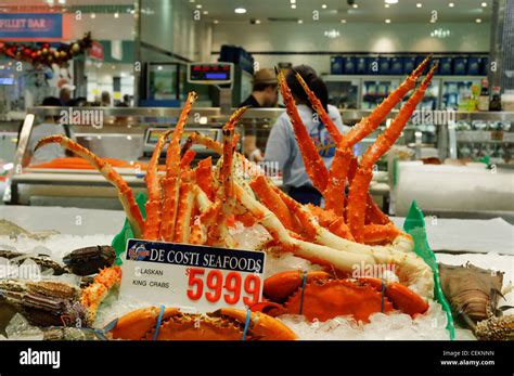 Fresh seafood produce in Sydney Fish Market in Sydney Australia Stock ...