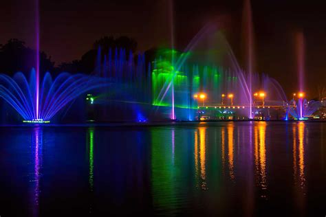 Musical Fountain at Hussain Sagar | Show Timings, Tickets, Water Rides, Attractions | Holidify