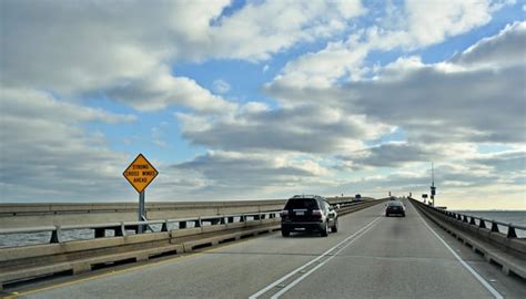 8 of the Most Dangerous Roads in America