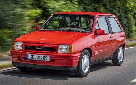 1988 Opel Corsa GSi [3-door] - Wallpapers and HD Images | Car Pixel