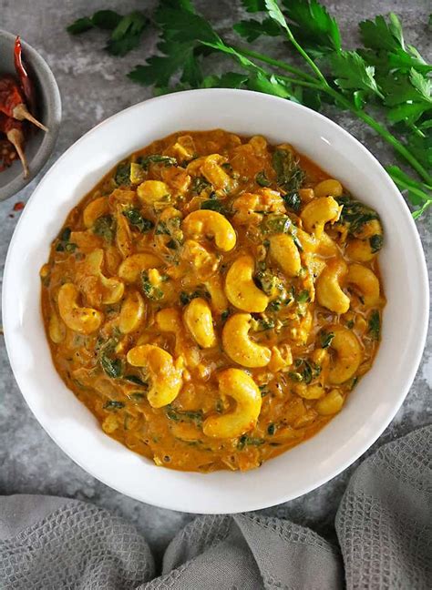 Easy Cashew Curry (A Plant Based Recipe) - Savory Spin