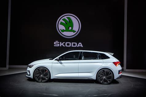 ŠKODA VISION RS - Škoda Storyboard