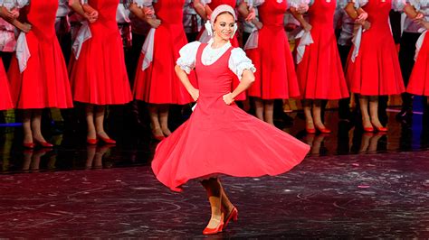 Everything you need to know about Russian folk dances - Russia Beyond