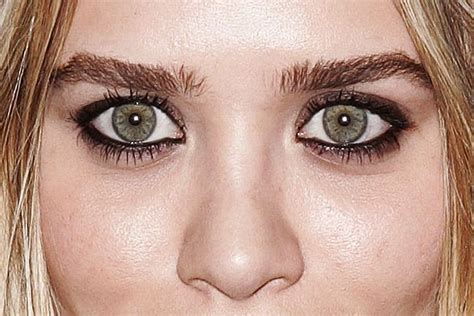 Celebrities with Round Eyes | Makeup for round eyes, Protruding eyes, Round eyes