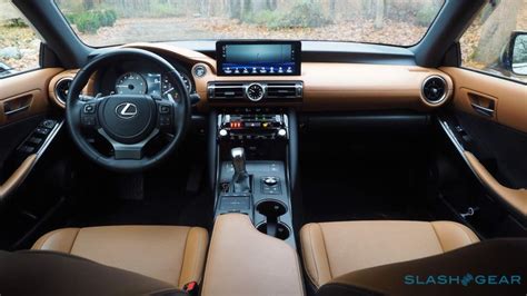 2021 Lexus IS 300 AWD Review - SlashGear