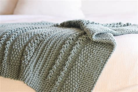 Winter Cuddler Throw Blanket Knitting Pattern – Mama In A Stitch