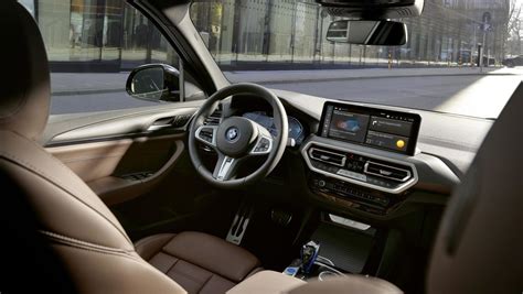 BMW iX3 interior, dashboard & comfort | DrivingElectric