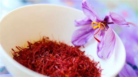 Dried Lily Flower Health Benefits | Best Flower Site